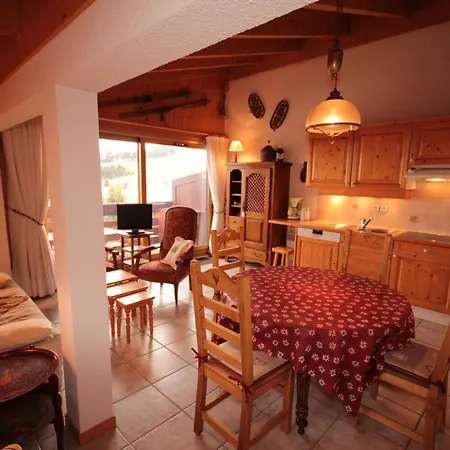 Appartement 3 Pieces, 37M², Magnifique Vue Pistes, Proche Commerces, Hauteluce *