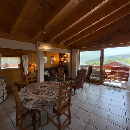 3 Pieces Avec Balcon Sud Aux Saisies - Fr-1-293-190 *